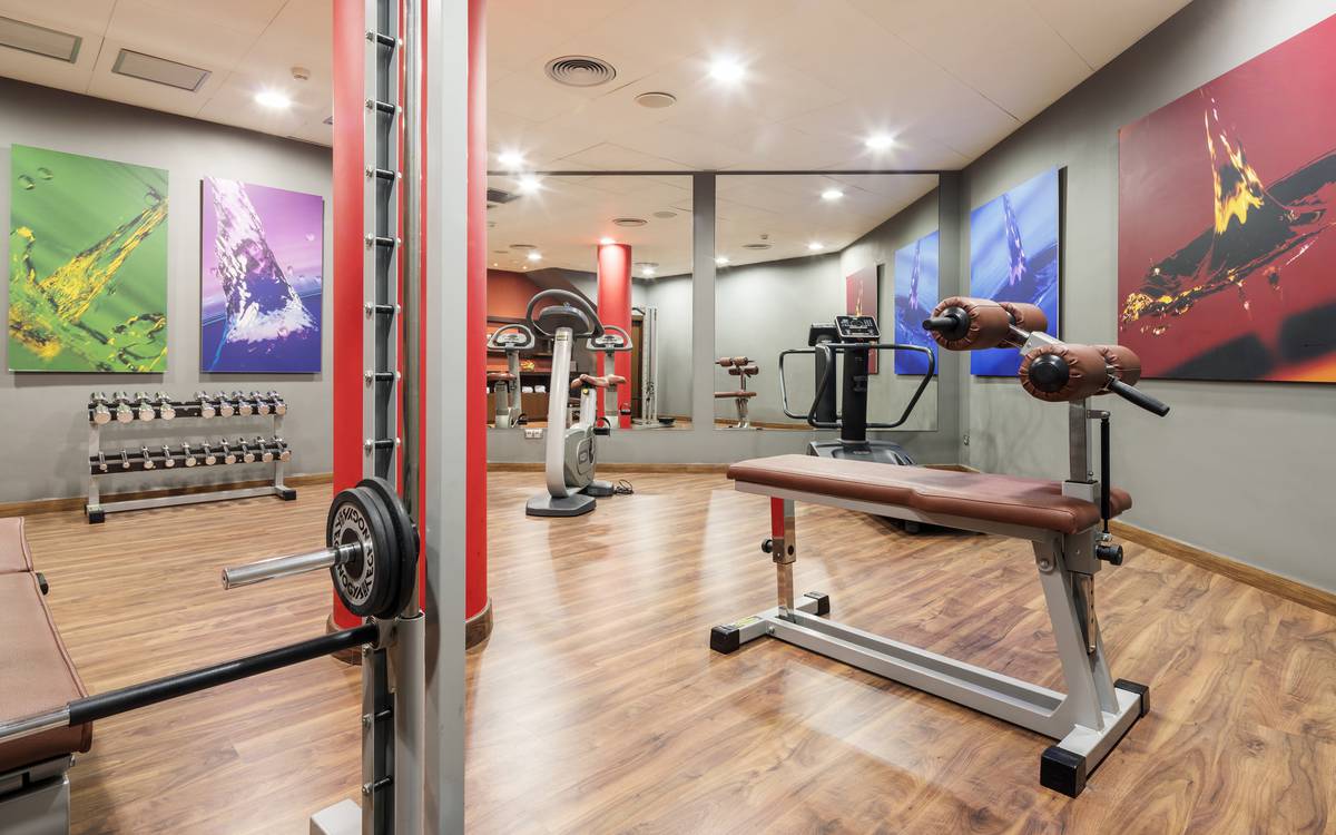 Fitness hotel ilunion auditori barcelona Fitness hotel ilunion auditori barcelona